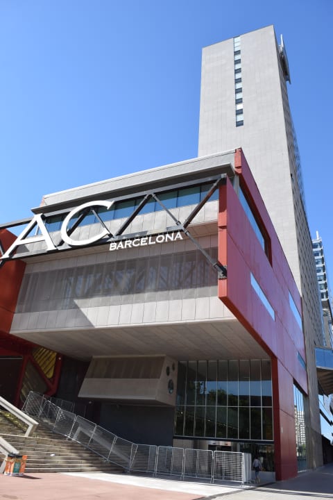 Außenansicht Leonardo Royal Hotel Barcelona Forum