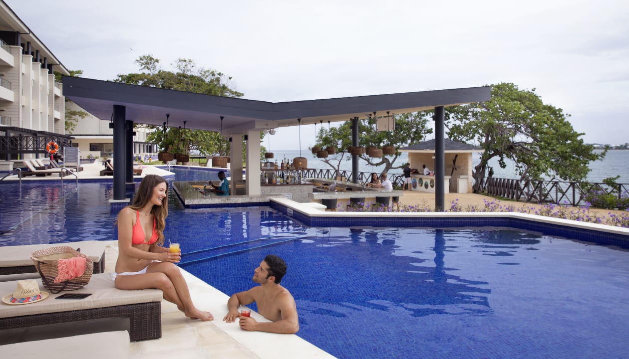 Pool Hideaway at Royalton Negril