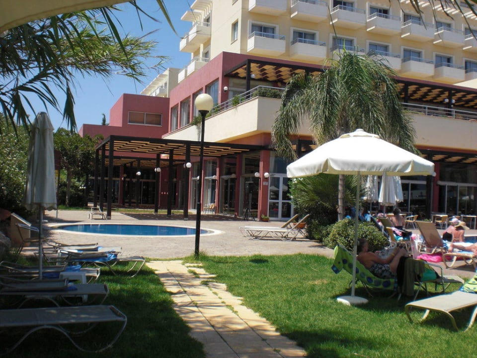 Hotel Atlantica Sea Breeze