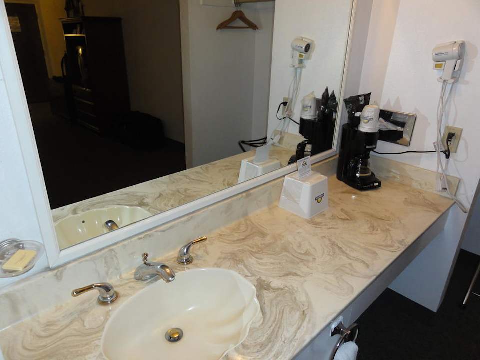 Zimmer Hotel Days Inn Camarillo
