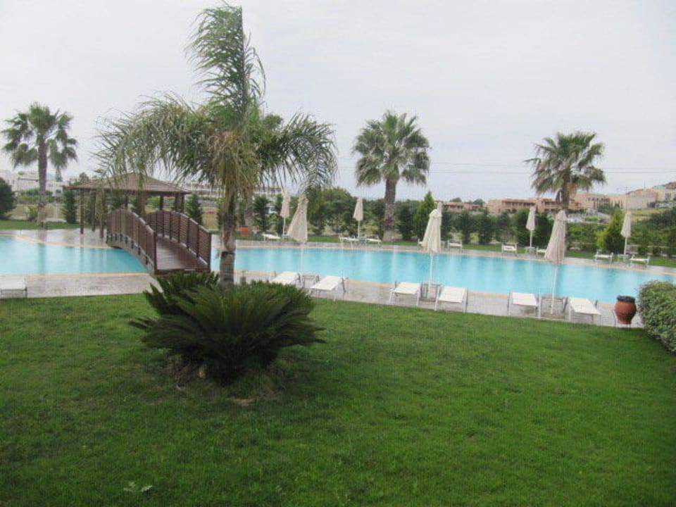 Basen Hotel Lakitira Suites