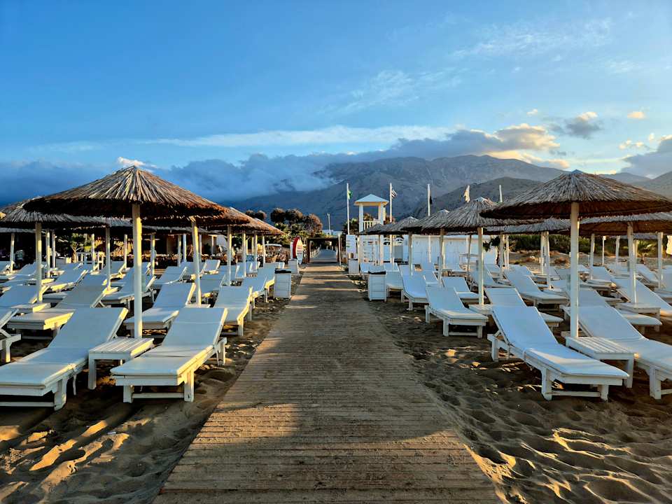 Strand Anemos Luxury Grand Resort