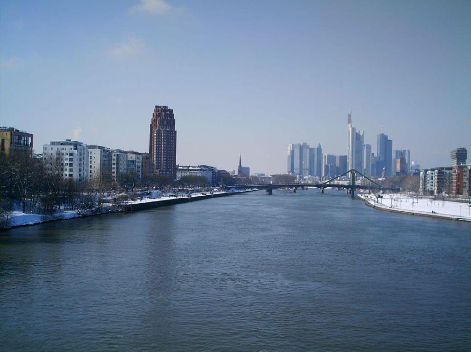 Aussenansicht des Hotels Lindner Hotel Frankfurt Main Plaza, part of JdV by Hyatt