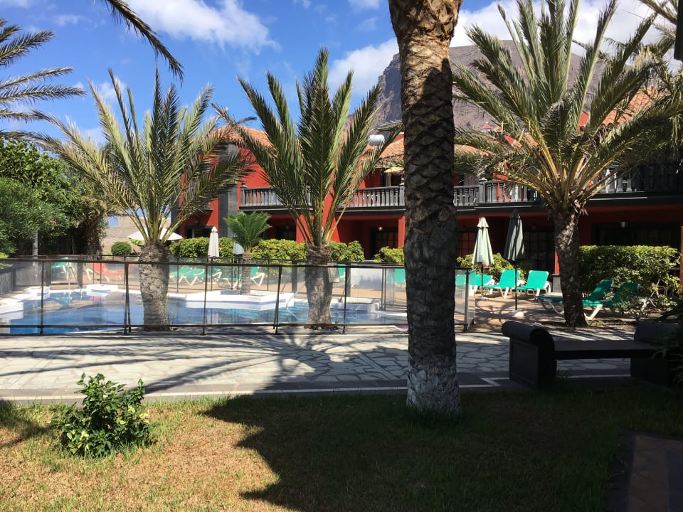 Außenansicht Hotel Punta Marina