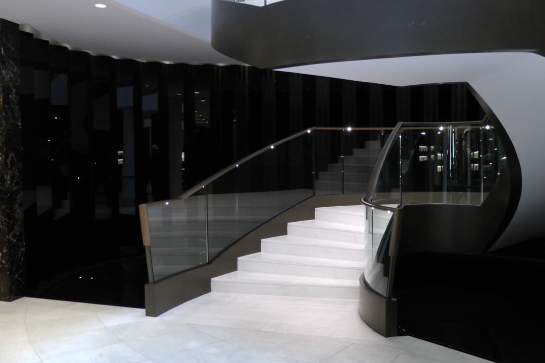 Weltklasse Architektur - modern  Waldorf Astoria Berlin