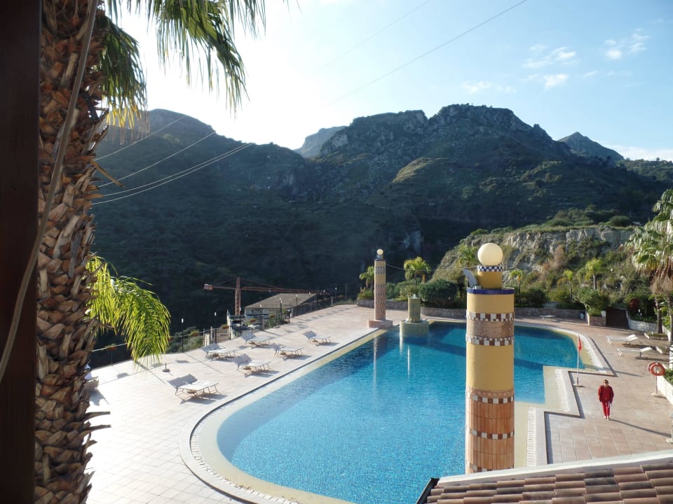 Schöner Pool Hotel Olimpo