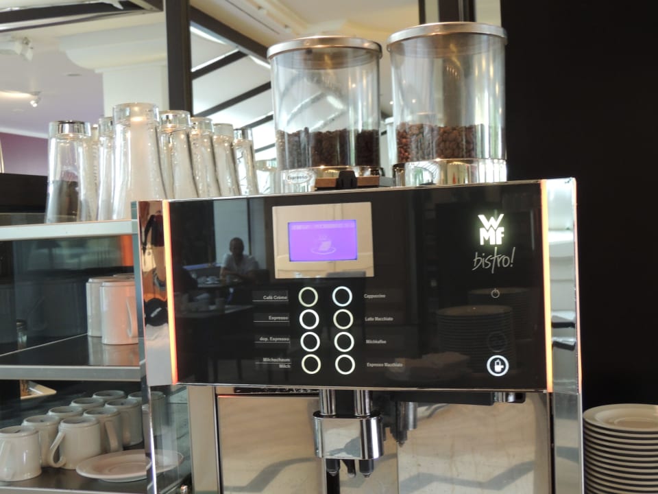 Bohnenkaffe am Frühstückbüffet Crowne Plaza ® Hamburg - City Alster