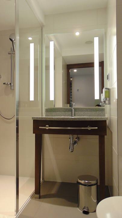 Zimmer Hampton By Hilton Poznan Old Town