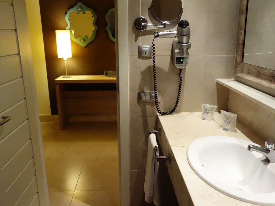 Badezimmer Kn Arenas del Mar Hotel