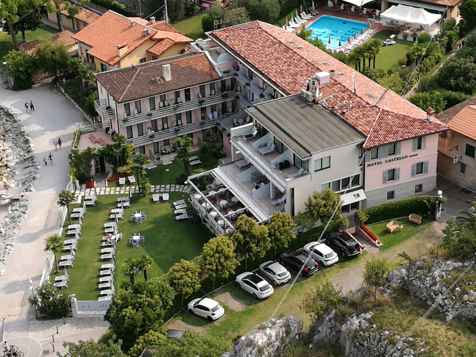 Außenansicht Hotel Castello Lake Front