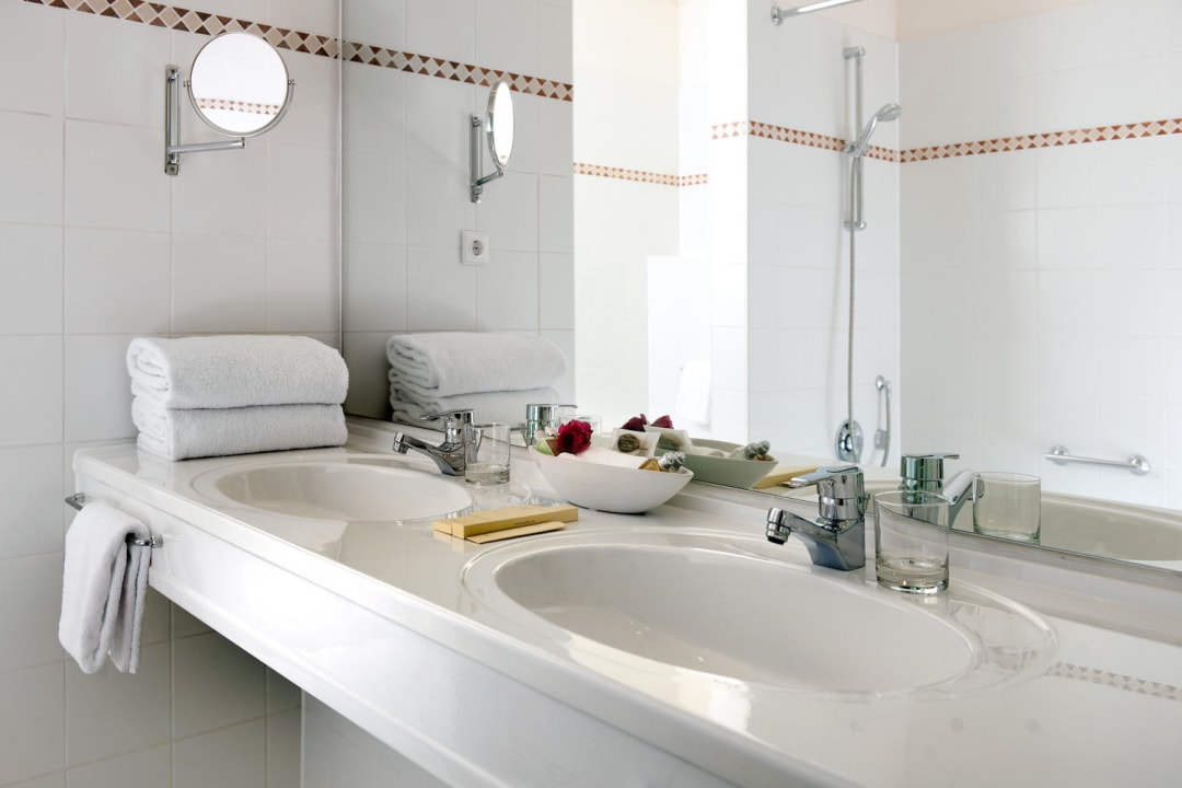 Badezimmer Standard Hotel Elbflorenz Dresden