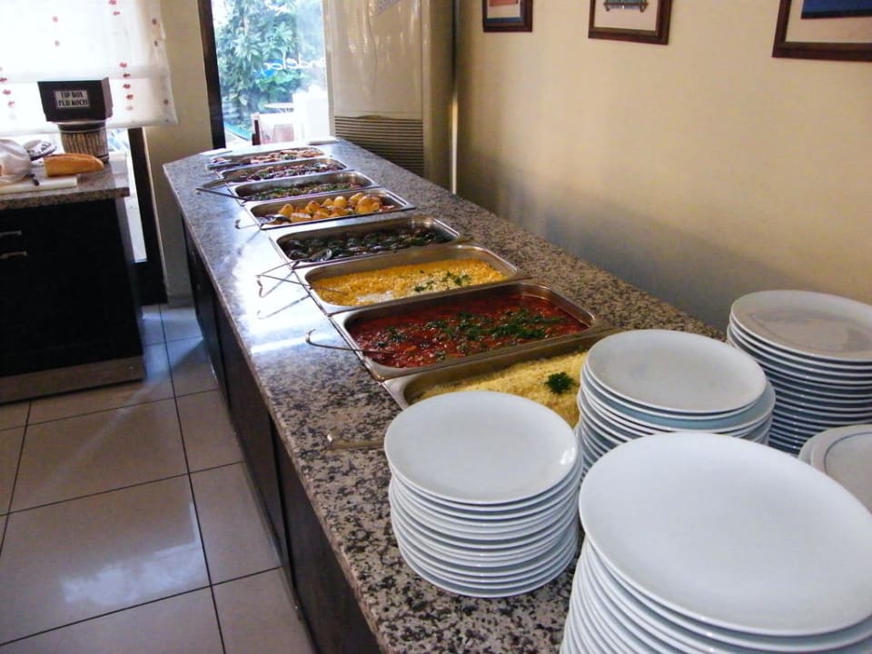 Warmes Buffet Xperia Kandelor Hotel