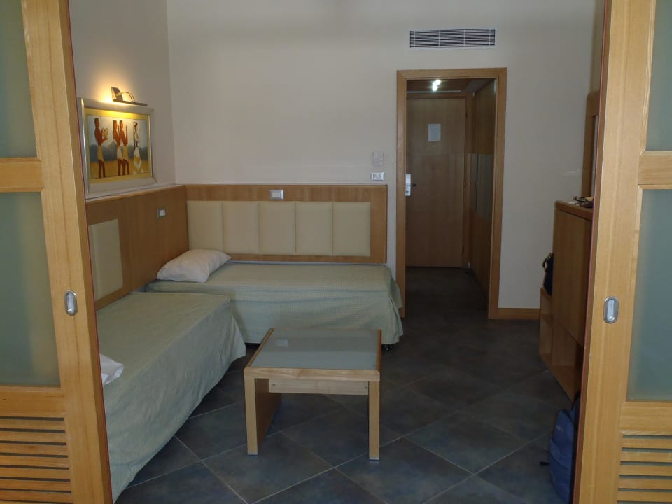 Dvě lůžka pro děti Lindos Imperial Resort & Spa