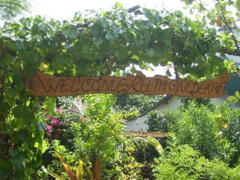 Eingang zum Reethi Garden NH Collection Maldives Reethi Resort