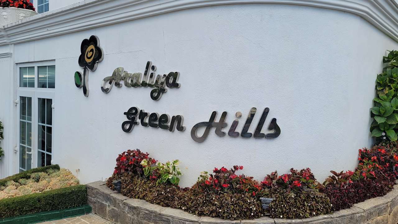 Außenansicht Araliya Green Hills Hotel