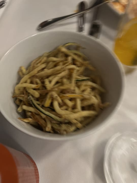 Gastro JA Palm Tree Court