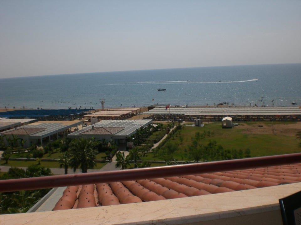 Fernblick vom Zimmer aus Bella Resort & Spa