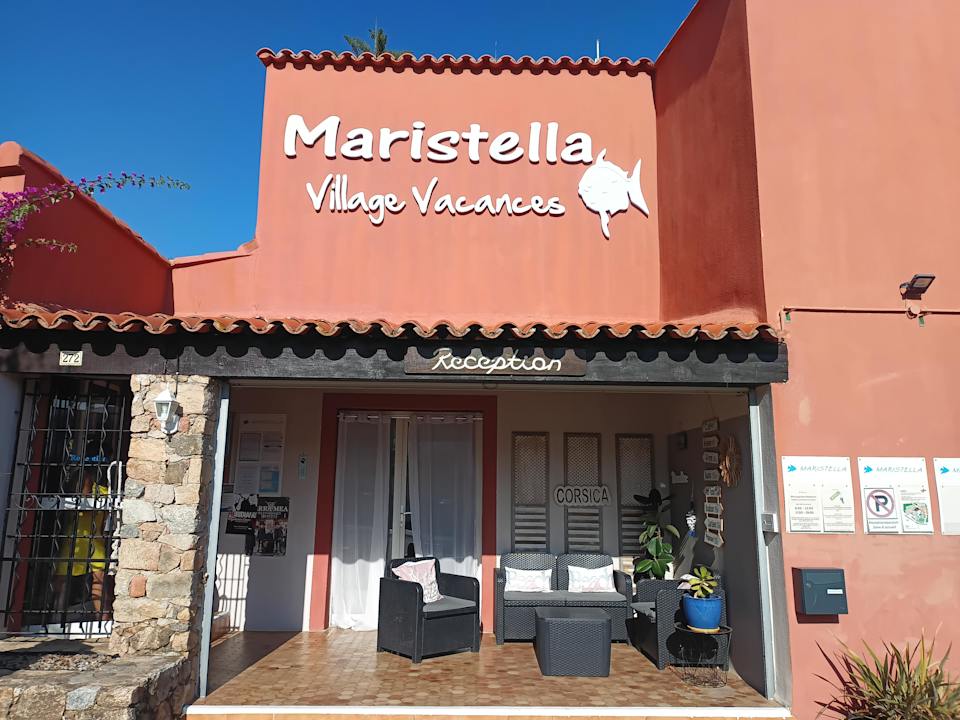Lobby Hotel Maristella