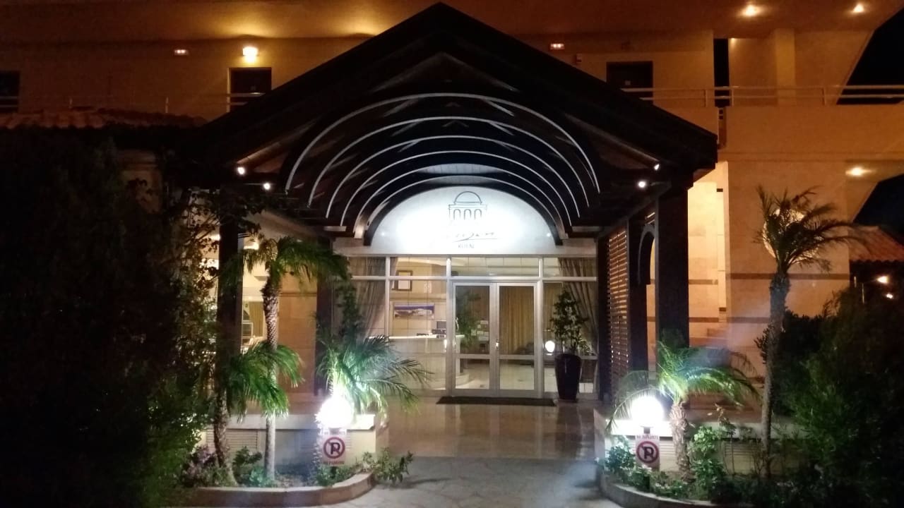 Eingangsbereich Hotel Kalithea Horizon Royal
