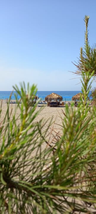 Strand Cenger Beach Resort & Spa