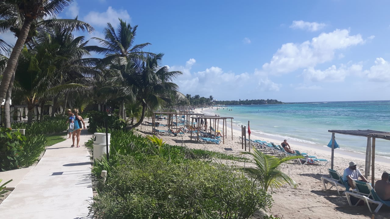 Strand Akumal Bay Beach & Wellness Resort