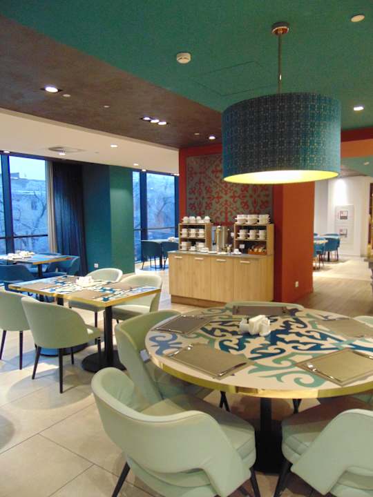 Gastro Mercure Almaty City Center