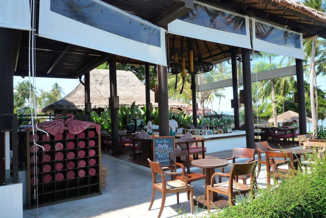 Bar am Pool Hotel The Vijitt Resort Phuket