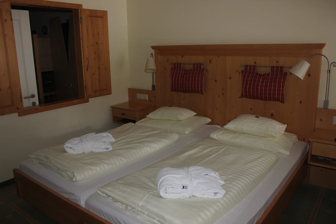 Gemütliches Doppelbett POST Family Resort