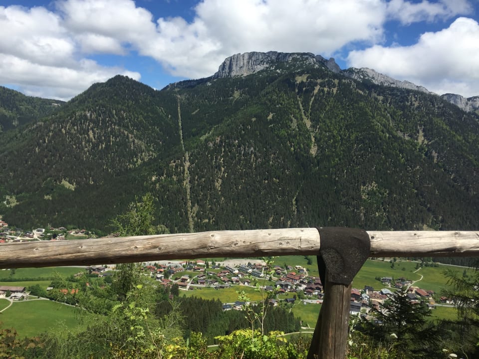 Ausblick Waidringer Hof · 1. Tiroler Glückshotel