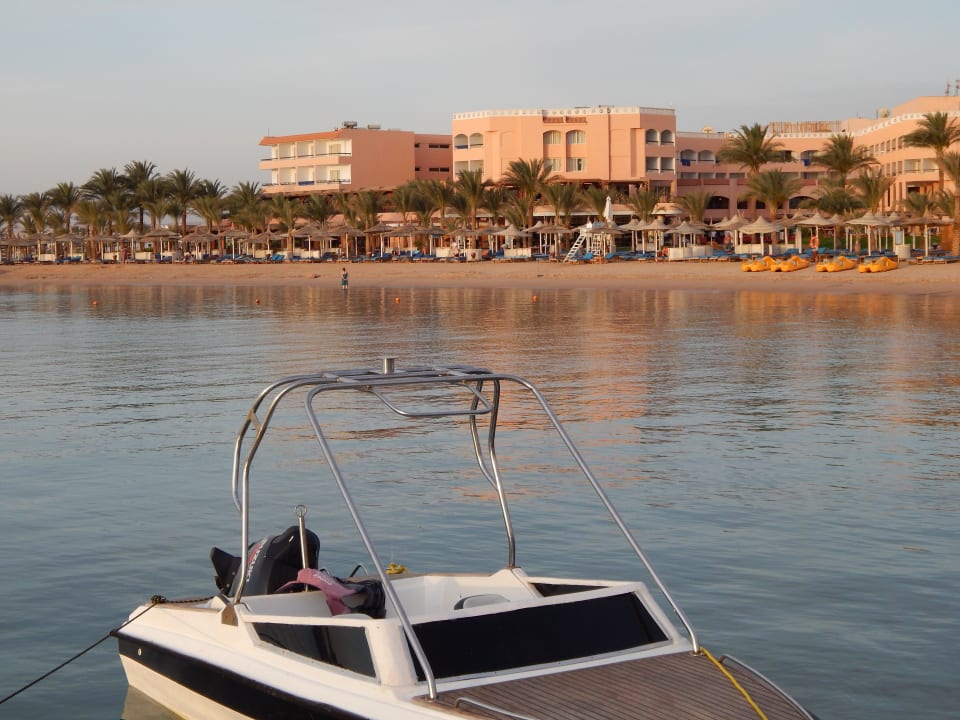 Aus Sicht vom Steg Beach Albatros Resort