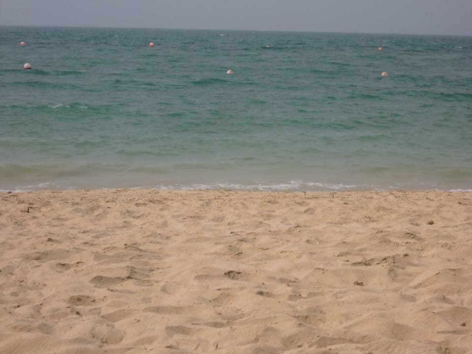 Strand bei den Bungalows Rixos Al Mairid Ras Al Khaimah