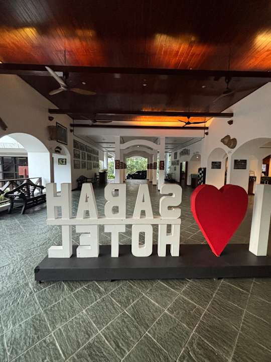 Lobby Hotel Sabah