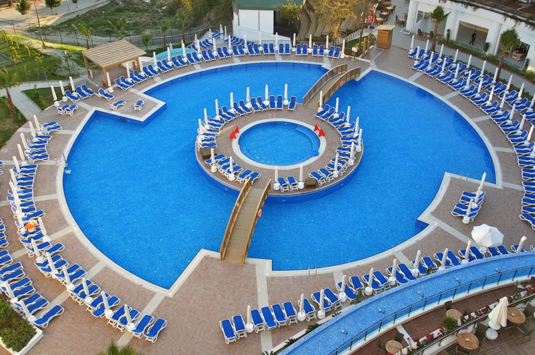 Der Hotelpool Side Prenses Resort & Spa