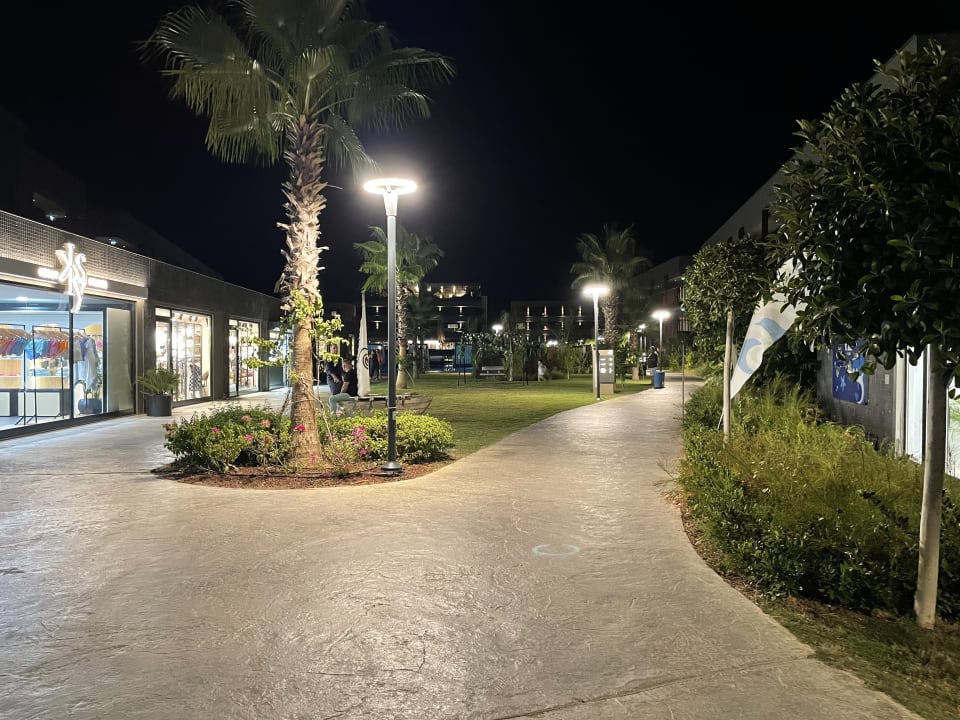 Außenansicht Jacaranda Luxury Resort