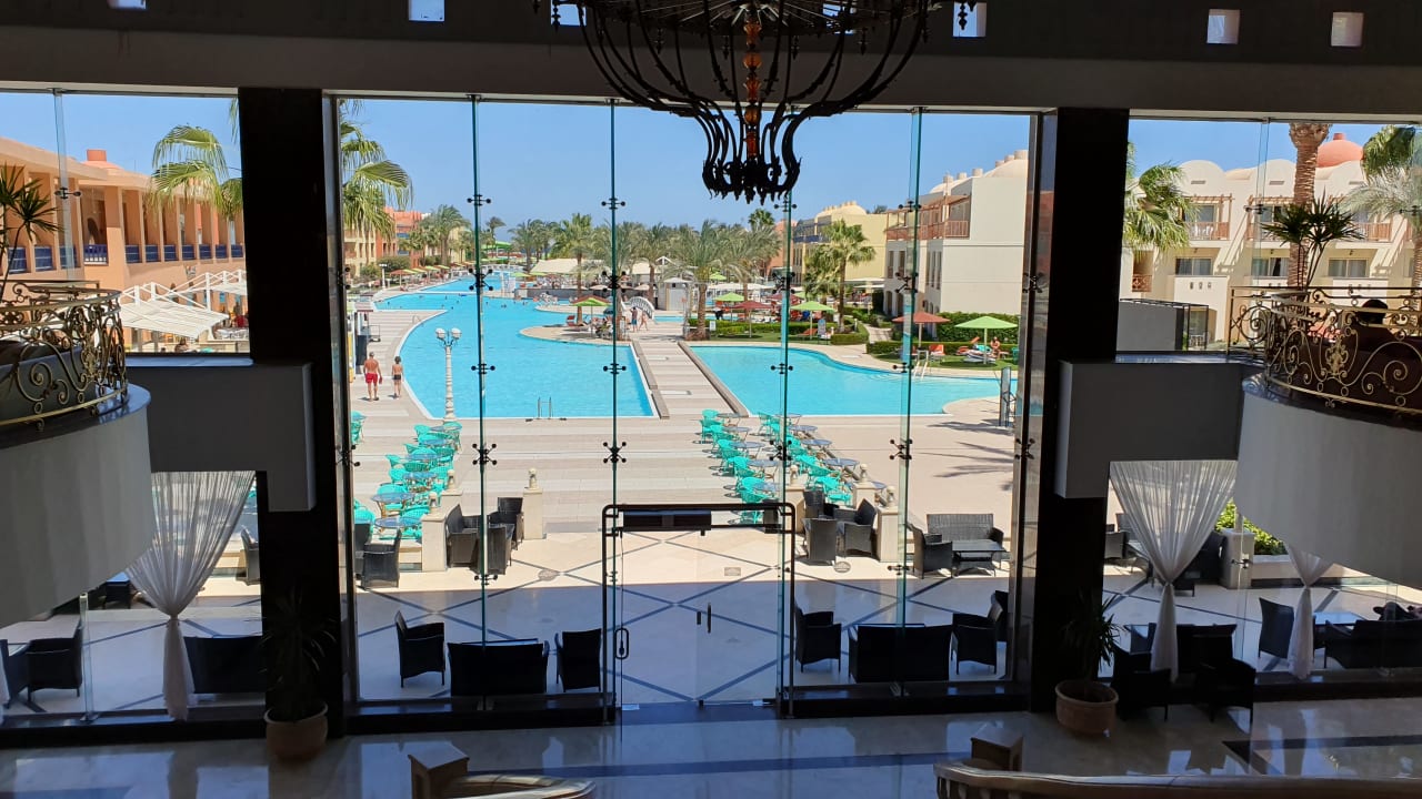 Außenansicht Titanic Beach Spa & Aqua Park