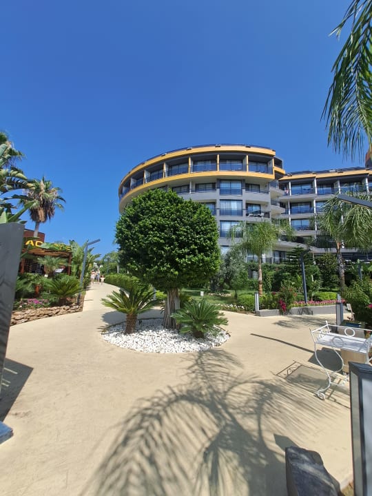 Gartenanlage Arnor de Luxe Hotel & Spa