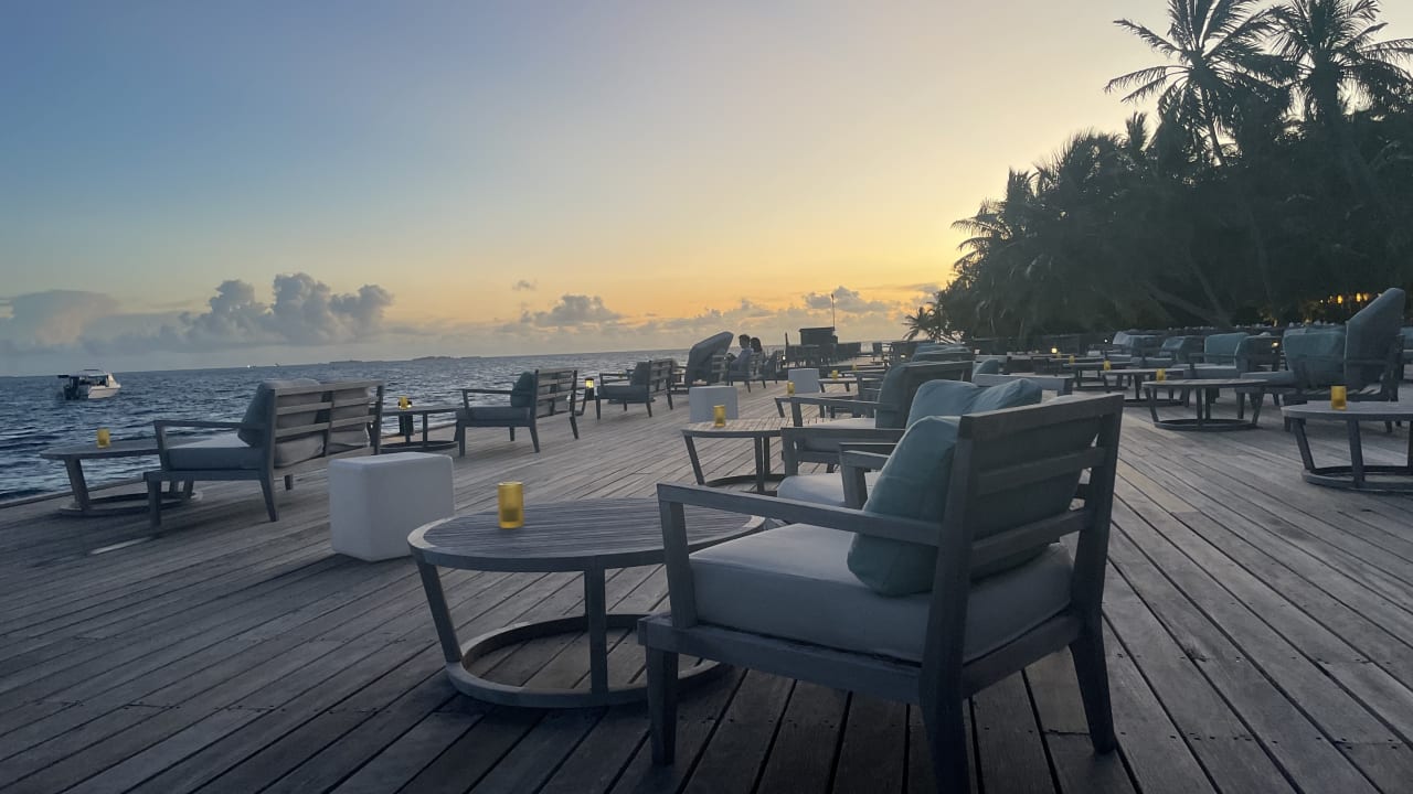 Gastro Vilamendhoo Island Resort & Spa