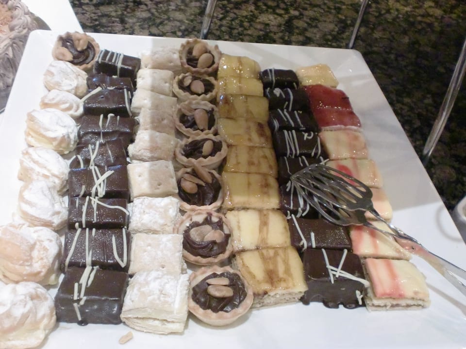 Kleine Kuchen Valentin Reina Paguera