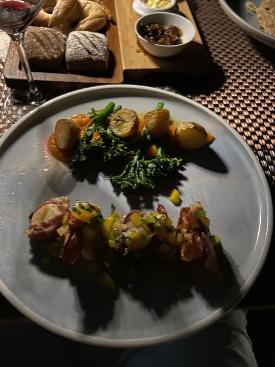 Gastro Outrigger Maldives Maafushivaru Resort