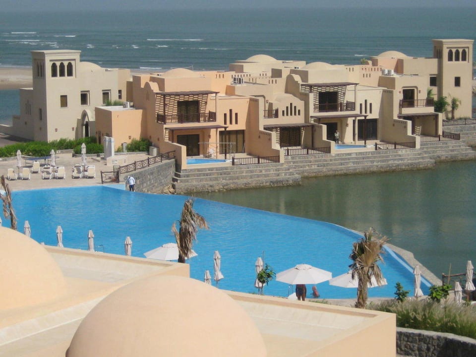 Laguna Pool The Cove Rotana Resort