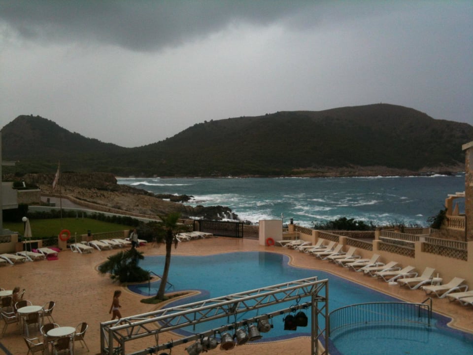 Pool HSM Regana - Adults Only
