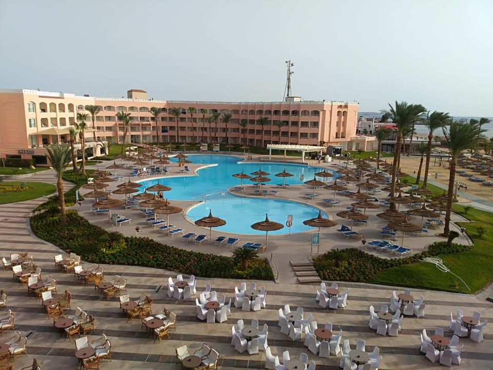 Außenansicht Beach Albatros Resort