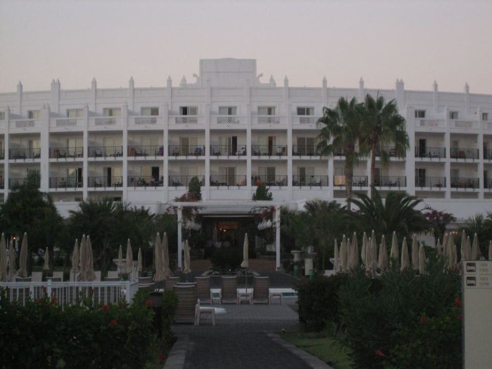 Weg zum Abendessen Hotel Riu Palace Meloneras