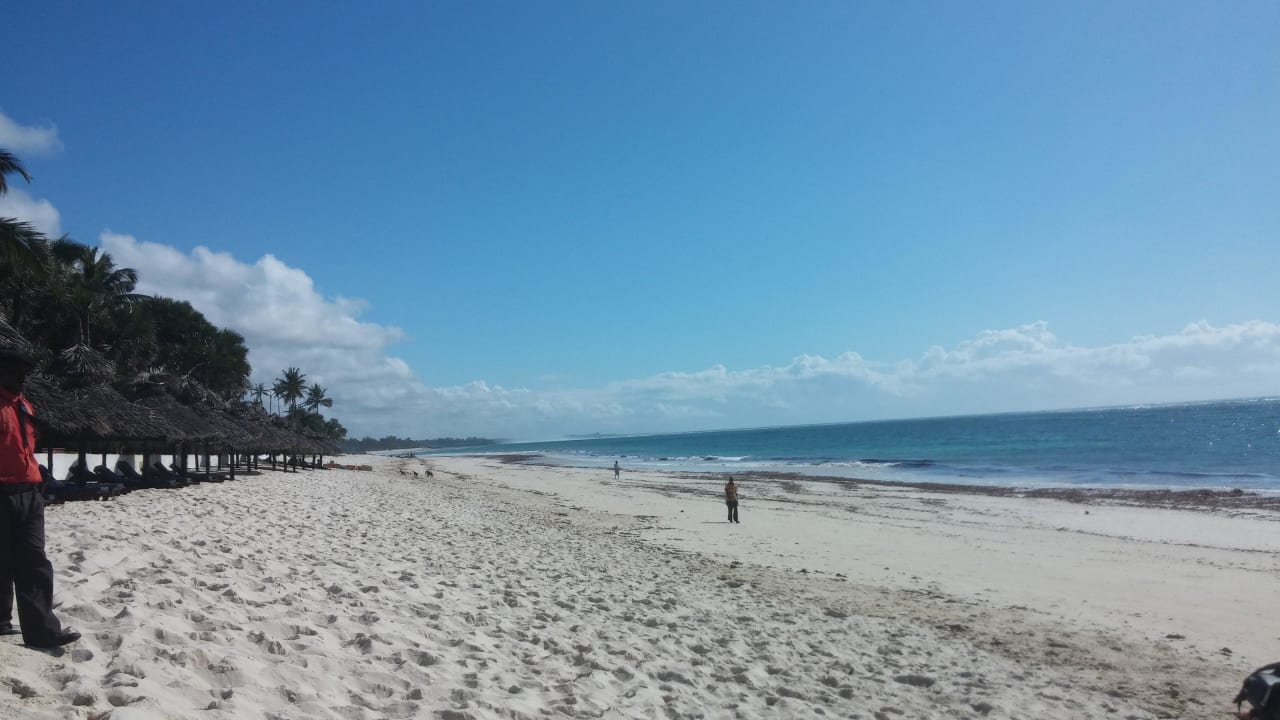 Strand bei Ebbe Hotel Southern Palms Beach Resort