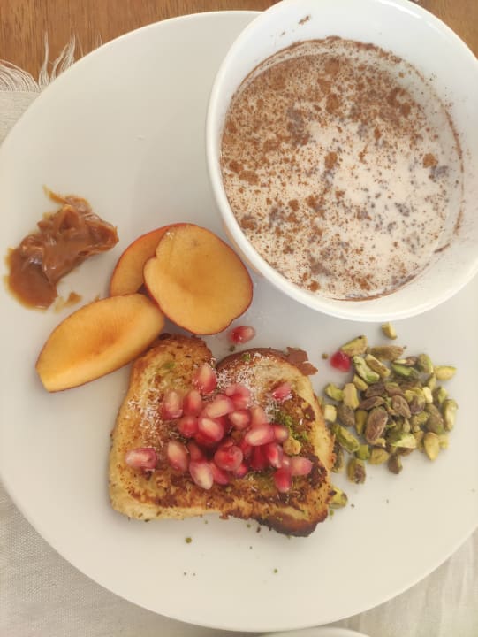 Gastro Serry Beach Resort