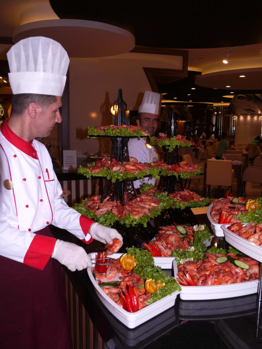 Galadinner mit Gambas Hotel Botanik Platinum