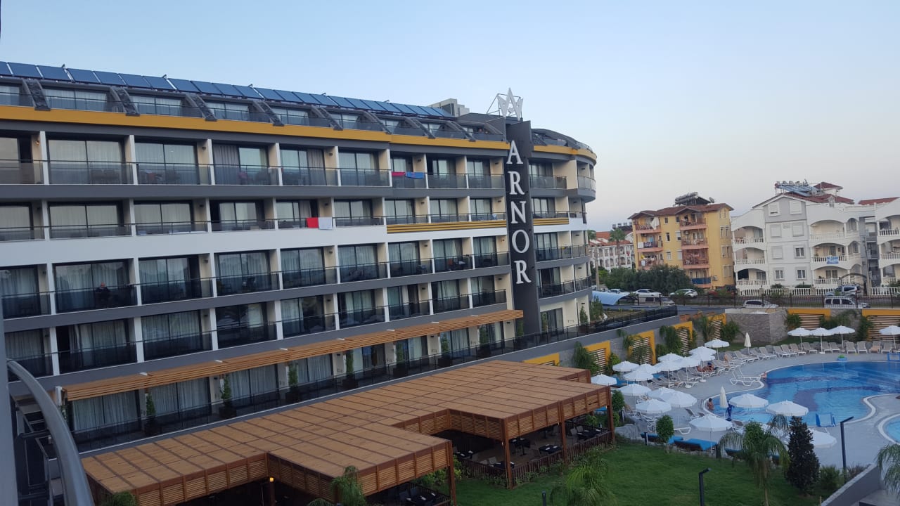 Außenansicht Arnor de Luxe Hotel & Spa