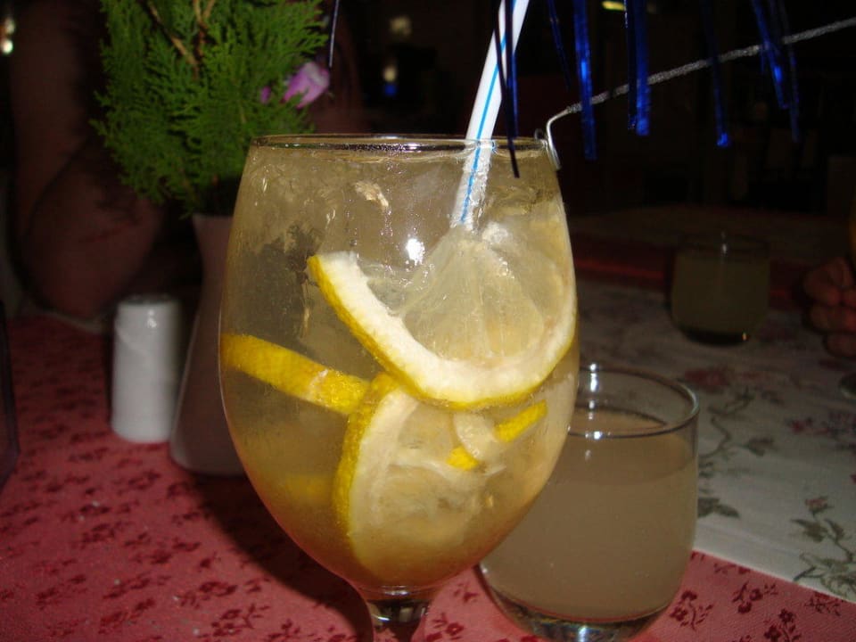 Lecker Coktail Hotel Orfeus Park