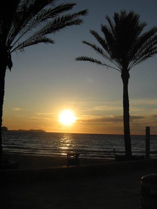 Sonnenuntergang Hotel Osiris