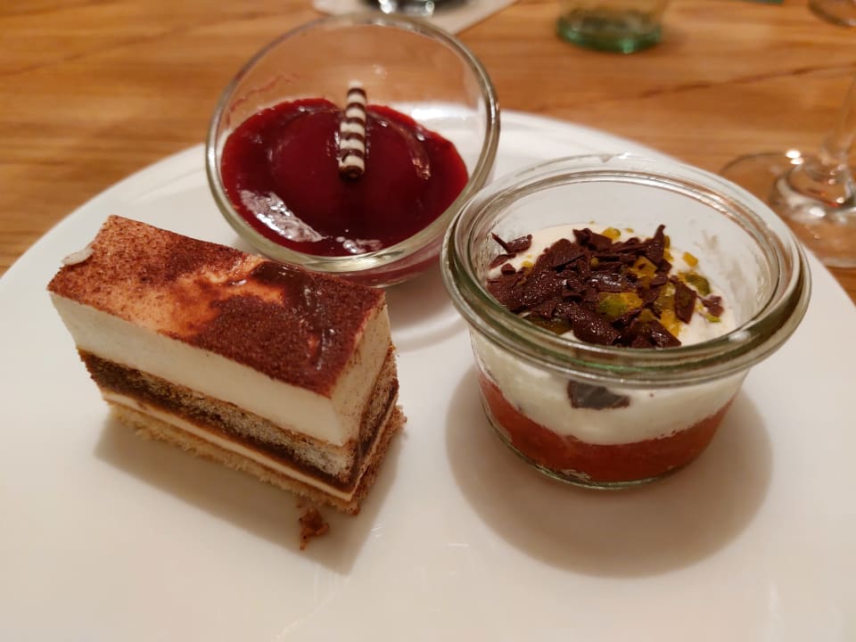 Gastro Waldhotel Tannenhäuschen